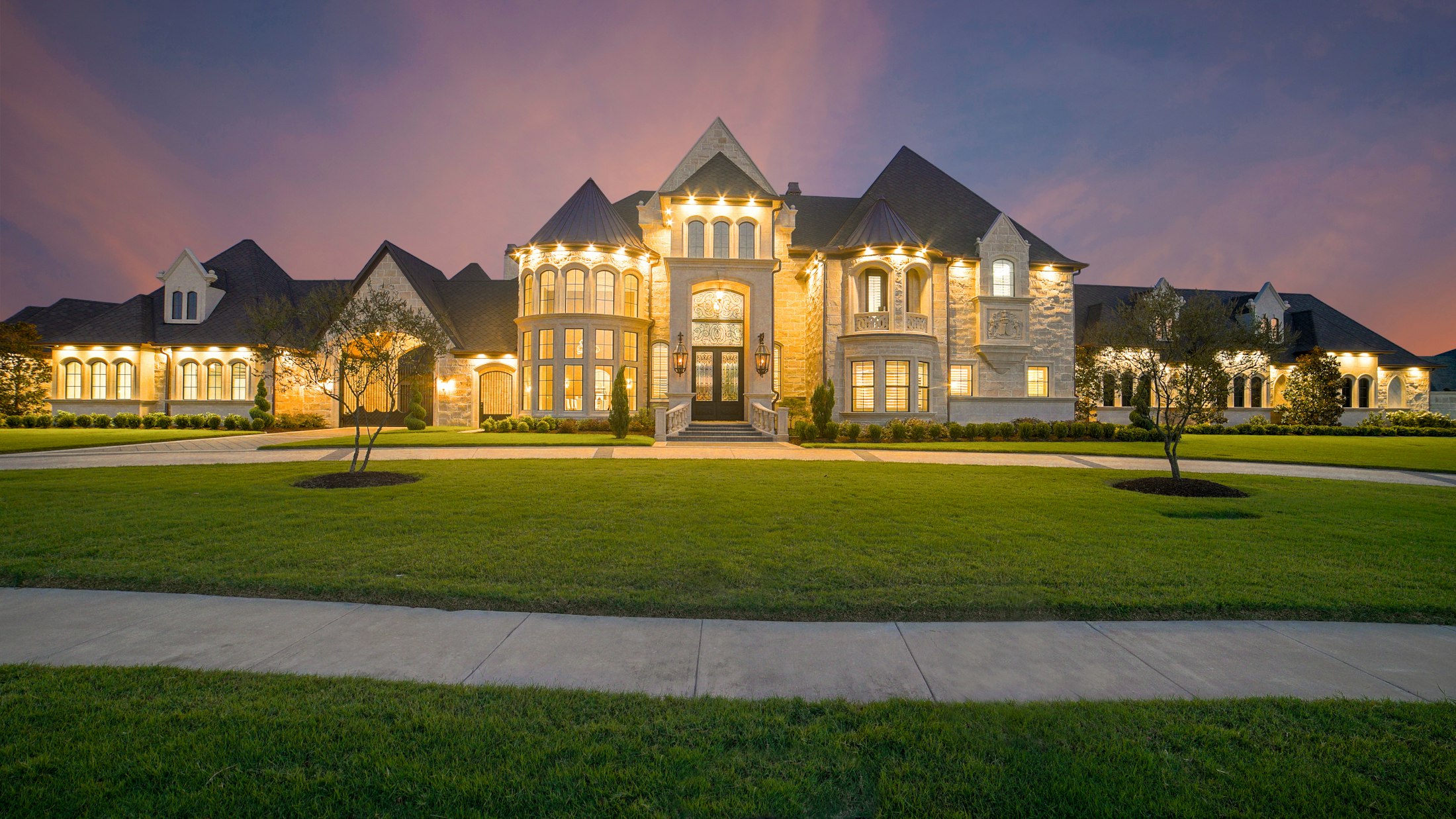 Modern luxury home